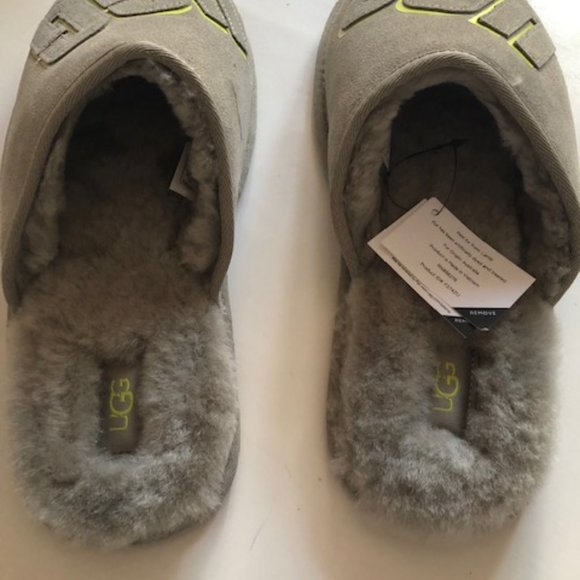 UGG Scuff 3D Shadow sheepskin men\'s slipper. Shearling. Size: 10